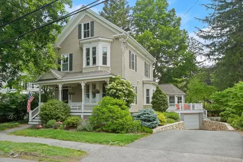 8 Parker St, Lexington, MA 02421
