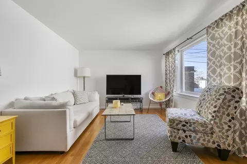 Living - 53 Floyd St #A, Everett, MA 02149 photo 2 of 4