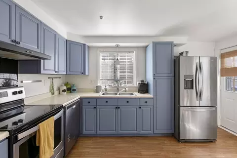Kitchen - 53 Floyd St #A, Everett, MA 02149 photo 2 of 3