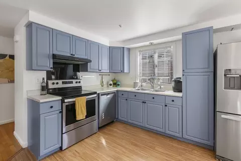 53 Floyd St #A, Everett, MA 02149