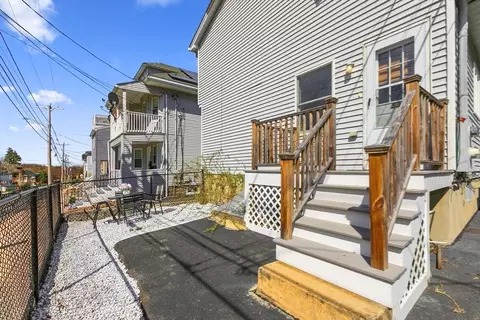 Exterior - 53 Floyd St #A, Everett, MA 02149 photo 5 of 6