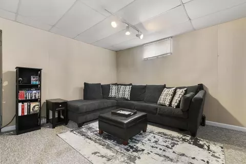Living - 53 Floyd St #A, Everett, MA 02149 photo 4 of 4