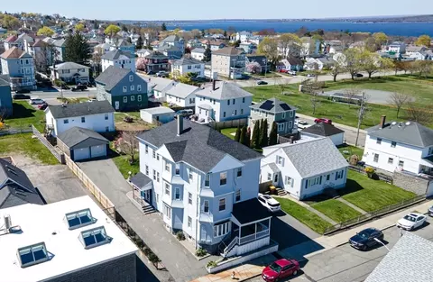 515 Birch St, Fall River, MA 02724 photo 4
