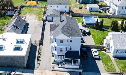 515 Birch St, Fall River, MA 02724 photo 3