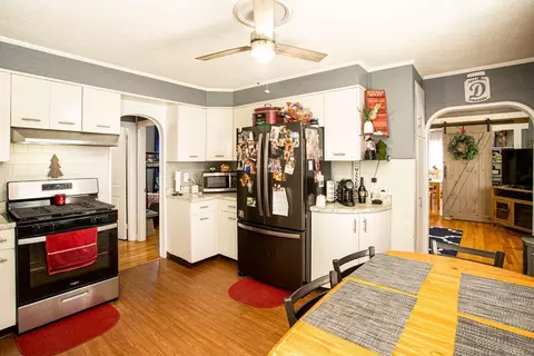 515 Birch St, Fall River, MA 02724 photo 18