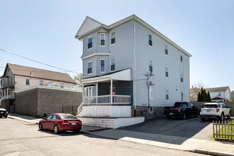 515 Birch St, Fall River, MA 02724 photo 8