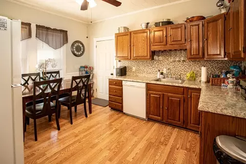 515 Birch St, Fall River, MA 02724 photo 26