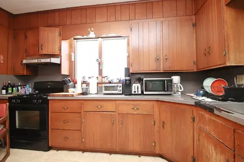 Kitchen - 23 Andrew St, Everett, MA 02149 photo 4 of 4