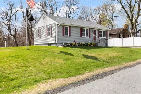 99 Germain Ave, Haverhill, MA 01835