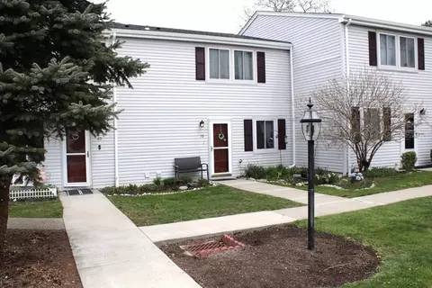 168 Hart St #70, Taunton, MA 02780