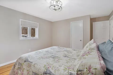 Bedroom - 72 Gail St, Springfield, MA 01108 photo 2 of 7