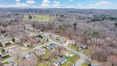 View/Area - 72 Gail St, Springfield, MA 01108 photo 3 of 3
