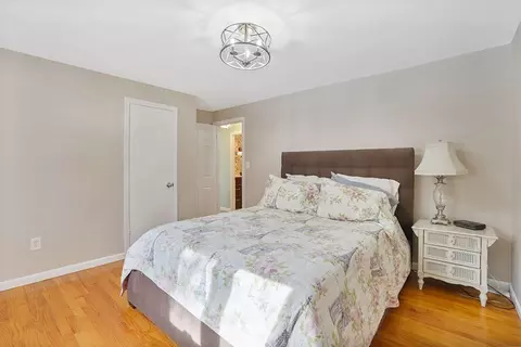 Bedroom - 72 Gail St, Springfield, MA 01108 photo 4 of 7