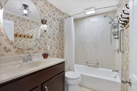 Bath - 72 Gail St, Springfield, MA 01108 photo 1 of 1