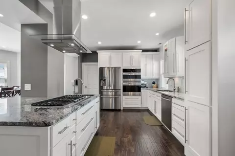 16 Oak Square Ave, Boston, MA 02135