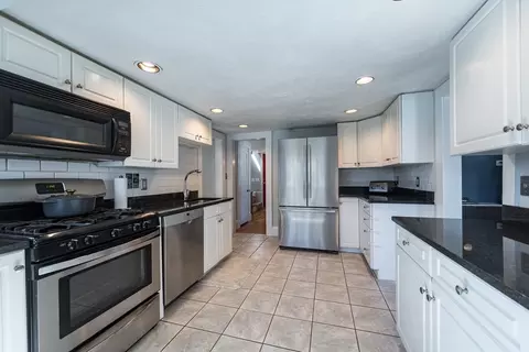 938 Webster St, Needham, MA 02492 photo 8