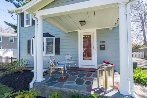 938 Webster St, Needham, MA 02492 photo 2
