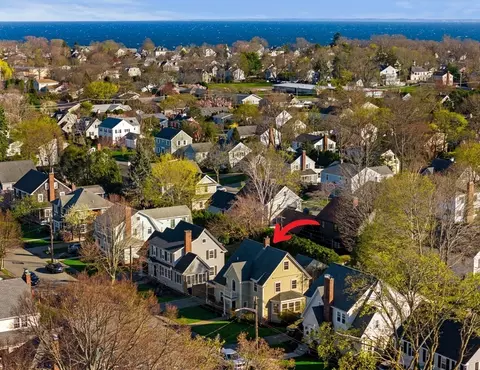 View/Area - 10 Pickwick Rd, Marblehead, MA 01945 photo 2 of 5