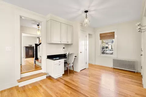 Kitchen - 10 Pickwick Rd, Marblehead, MA 01945 photo 3 of 3