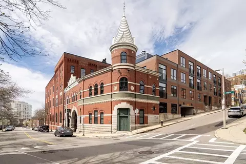 251 Heath St #201, Boston, MA 02130