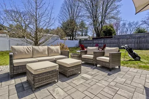 Exterior - 111 Berard Cir, Springfield, MA 01128 photo 7 of 11