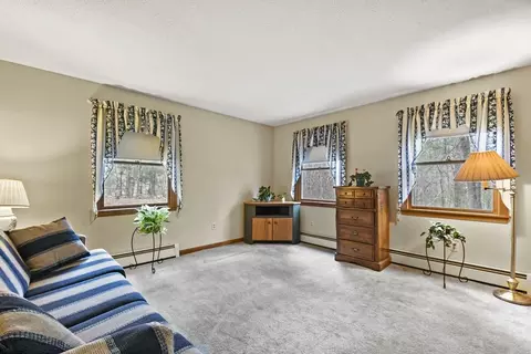 Bedroom - 390 Old Greenwich Plains Rd, Hardwick, MA 01037 photo 3 of 5
