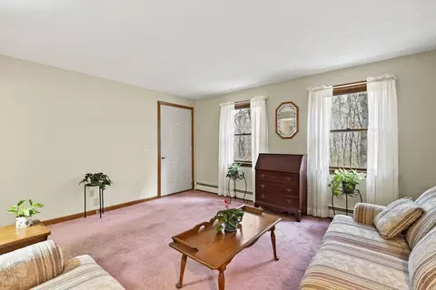 Living - 390 Old Greenwich Plains Rd, Hardwick, MA 01037 photo 7 of 7