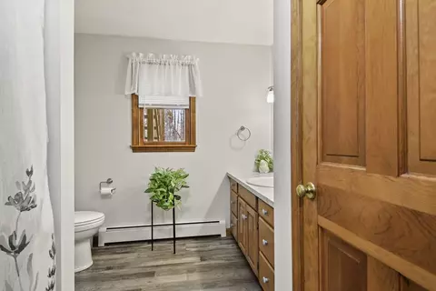 Bath - 390 Old Greenwich Plains Rd, Hardwick, MA 01037 photo 2 of 2