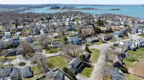 20 Ocean View Dr, Hingham, MA 02043 photo 3