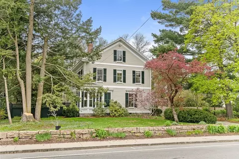 135 Court St, Dedham, MA 02026