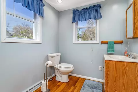 Bath - 116 Central Ave, Ayer, MA 01432 photo 2 of 5
