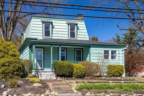 Exterior - 116 Central Ave, Ayer, MA 01432 photo 3 of 9