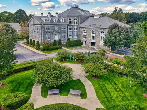 47 Village Ave #204, Dedham, MA 02026