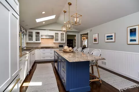 Kitchen - 7 Main St, Dover, MA 02030 photo 2 of 3