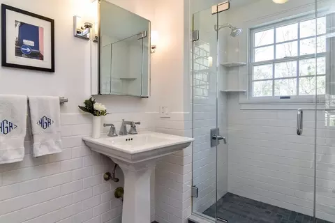 Bath - 7 Main St, Dover, MA 02030 photo 1 of 3