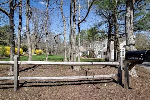 Exterior - 7 Main St, Dover, MA 02030 photo 9 of 9