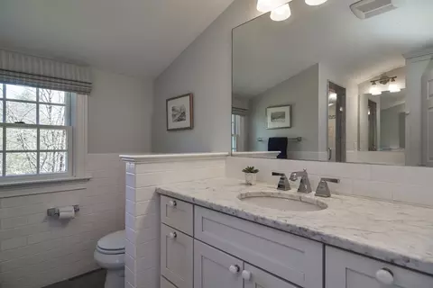 Bath - 7 Main St, Dover, MA 02030 photo 3 of 3