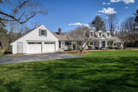 Exterior - 7 Main St, Dover, MA 02030 photo 3 of 9