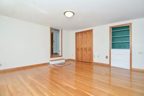 Living - 6 Common St, Brookfield, MA 01506 photo 4 of 4