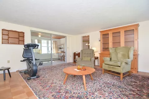 Living - 6 Common St, Brookfield, MA 01506 photo 3 of 4