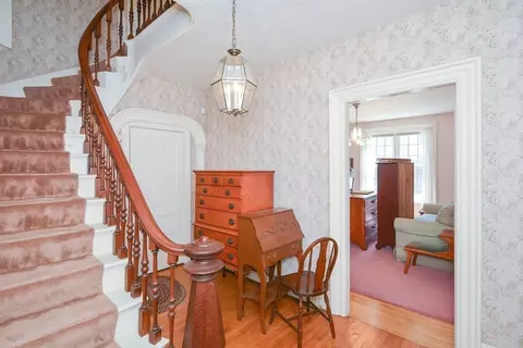 Entry Way - 6 Common St, Brookfield, MA 01506 photo 1 of 2