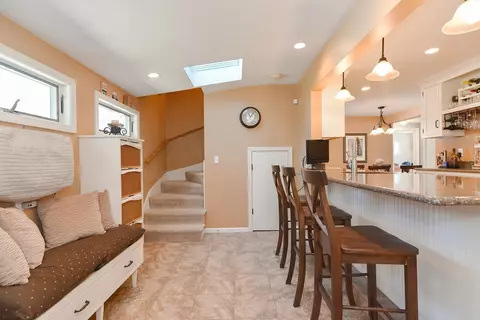 Dining - 9 Davidson Rd, Framingham, MA 01701 photo 3 of 3