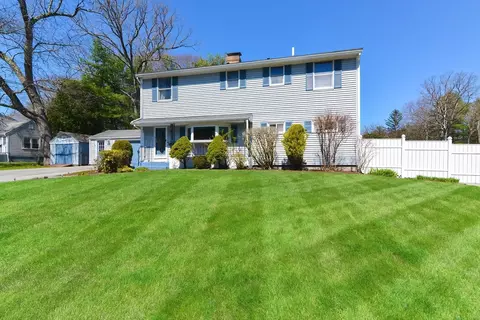 Exterior - 9 Davidson Rd, Framingham, MA 01701 photo 2 of 7