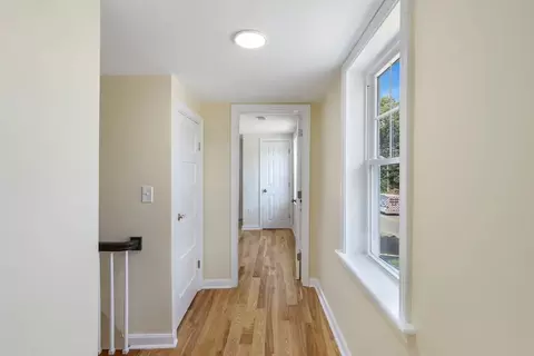 Entry Way - 266 Webster St, Worcester, MA 01603 photo 6 of 7