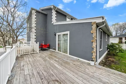 Exterior - 15 Ancona Rd, Worcester, MA 01604 photo 5 of 6