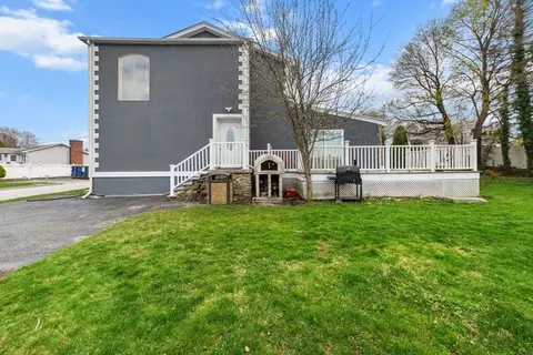 Exterior - 15 Ancona Rd, Worcester, MA 01604 photo 3 of 6