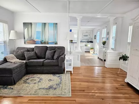 Living - 7 Pleasant Ave, Wareham, MA 02571 photo 4 of 4