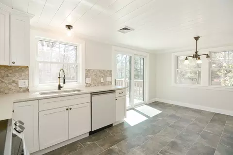 50 Rainbow Ln, Mashpee, MA 02649 photo 10