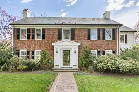 121 Highland St, Newton, MA 02465