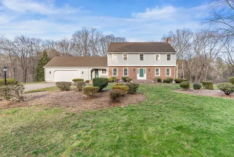 Exterior - 10 Wildwood Dr, Needham, MA 02492 photo 7 of 7